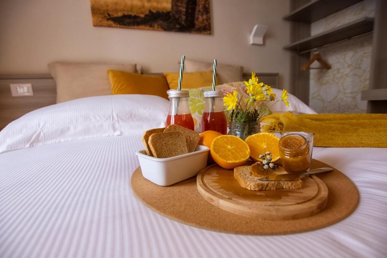 Casa Borgo Regina B&B - Bari Puglia Apartments Torre A Mare Eksteriør billede
